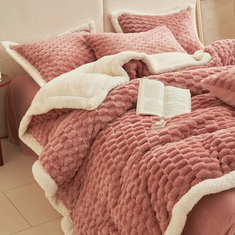 Cozy 4-Piece Fleece Bedding Set for Fall/Winter 2023